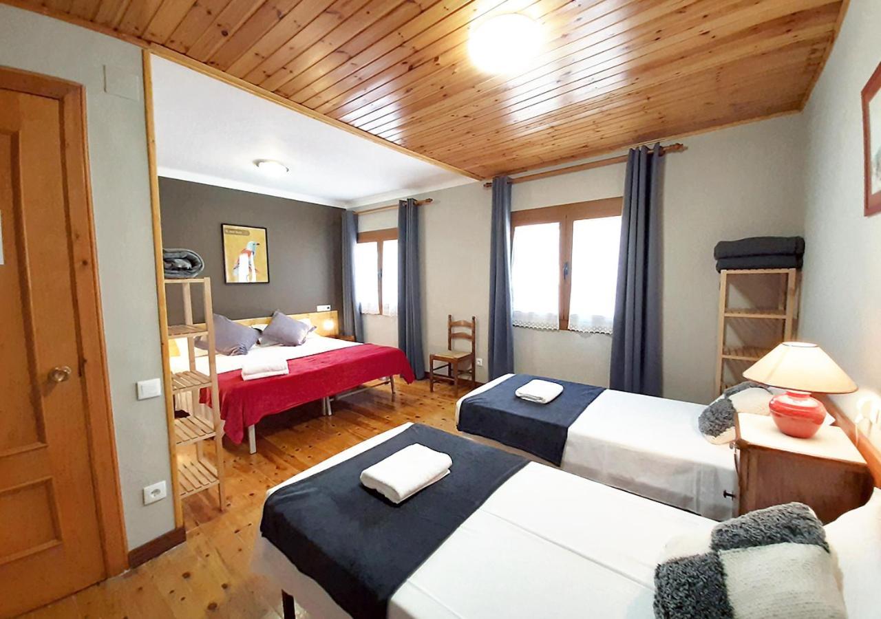 Hostal Fonda Prat Puigcerdà Exterior foto
