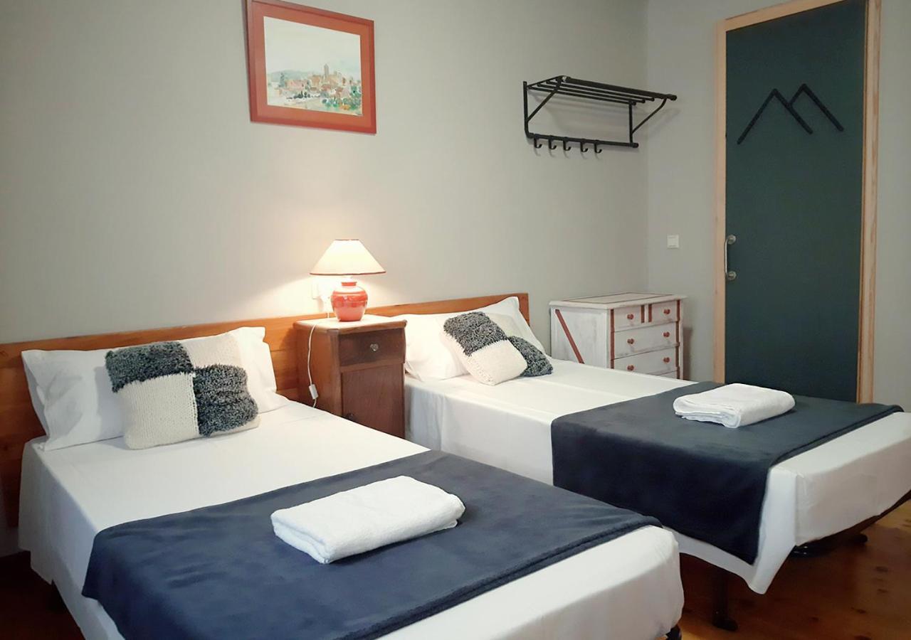 Hostal Fonda Prat Puigcerdà Exterior foto