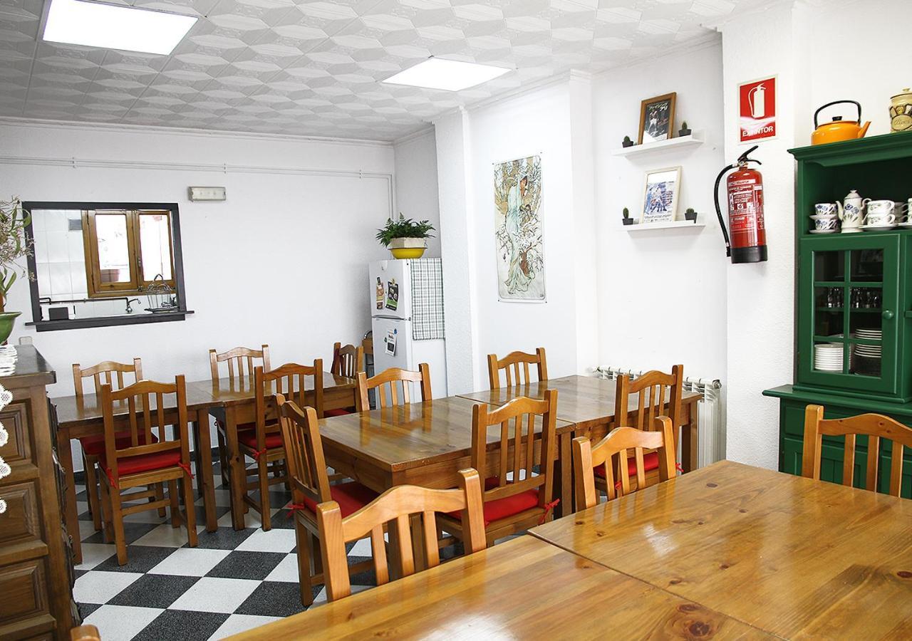 Hostal Fonda Prat Puigcerdà Exterior foto